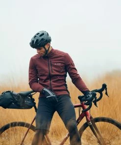 Sacoche Selle Vélo Bikepacking Trailsaddle II Vaude 10 Sacoche Selle Vélo Bikepacking Trailsaddle II Vaude -VTT Boutique Trailsaddle II sacoche selle vaude velo bikepacking