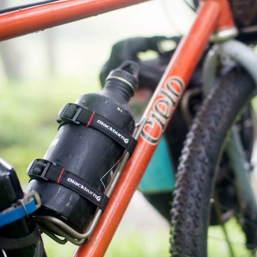 Cage De Bikepacking 2 En 1 Sur Fourche Vélo Outpost Cargo Blackburn 2 Cage De Bikepacking 2 En 1 Sur Fourche Vélo Outpost Cargo Blackburn – Image 2