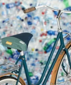 Couvre Selle Vélo En Matériau Recyclé Urban Proof Bleu Vert 9 Couvre Selle Vélo En Matériau Recyclé Urban Proof Bleu Vert -VTT Boutique couvre selle velo en materiau recycle urban proof bleu vert full 4