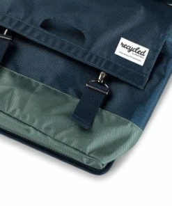 Double Sacoche Vélo étanche En Matériau Recyclé 40L Urban Proof -VTT Boutique double sacoche velo etanche en materiau recycle 40l urban proof full 3