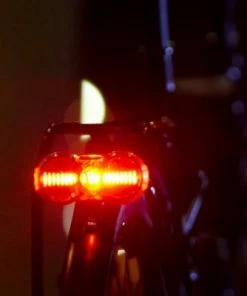 Busch-mueller Éclairage Arrière Vélo TopLight Flat S Plus -VTT Boutique eclairage arriere velo toplight flat s plus full 4