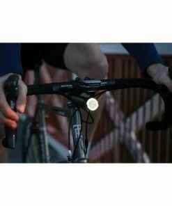 Eclairage Vélo Avant 1100 Lumens PWR TRAIL Avec Power Bank Knog -VTT Boutique eclairage velo avant 1100 lumens pwr trail avec power bank knog full 5