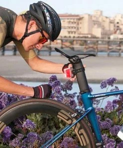 Feu Vélo Arrière USB Sur Tige De Selle Sentry Aero 260 NiteRider -VTT Boutique feu velo arriere usb sur tige de selle sentry aero 260 niterider full 4