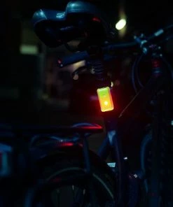 Lampe De Signalisation 2 LEDs Pour Cycliste ClipLight Wowow -VTT Boutique lampe de signalisation 2 leds pour cycliste cliplight wowow full 5