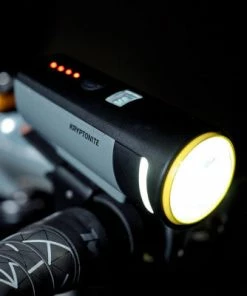 Lampe Vélo Avant Kryptonite Incite X6 60 Lux 9 Lampe Vélo Avant Kryptonite Incite X6 60 Lux -VTT Boutique lampe velo avant kryptonite incite x6 60 lux full 4