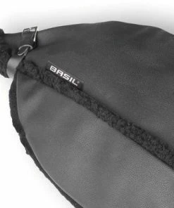 Manchons Basil Noirs En Cuir Végétal Sur Guidon Vélo -VTT Boutique manchons basil noirs en cuir vegetal sur guidon velo full 5