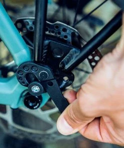 Porte-bagages Ortlieb Quick Rack Pour QL2.1, QL3.1 Et Top Lock 11 Porte-bagages Ortlieb Quick Rack Pour QL2.1, QL3.1 Et Top Lock -VTT Boutique porte bagages ortlieb quick rack pour ql2 1 ql3 1 et top lock full 6