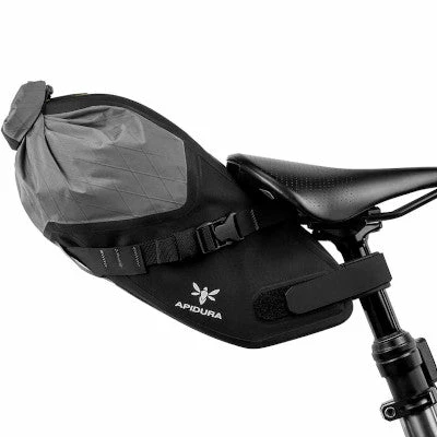 Sacoche De Selle Bikepacking 4.5L Ou 6L Backcountry Apidura 2 Sacoche De Selle Bikepacking 4.5L Ou 6L Backcountry Apidura – Image 2