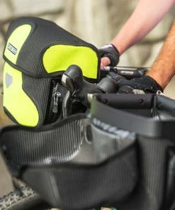 Sacoche Ortlieb Réfléchissante Ultimate SIX M HighVisibility -VTT Boutique sacoche ortlieb reflechissante ultimate six m highvisibility full 6