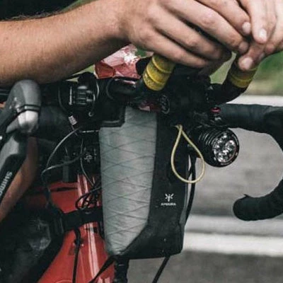 Sacoche Sur Guidon De Vélo Food Pouch Backcountry Apidura 6 Sacoche Sur Guidon De Vélo Food Pouch Backcountry Apidura – Image 6