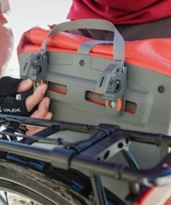 Sacoche Vélo étanche Bleu Marine Aqua Back Deluxe Single Vaude -VTT Boutique sacoche velo etanche bleu marine aqua back deluxe single vaude full 3