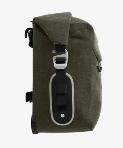 Sacoche Vélo Gravel Brooks étanche Sur Porte-bagages 13L Scape -VTT Boutique sacoche velo gravel brooks etanche sur porte bagages 13l scape full 3