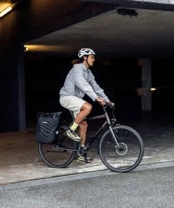 Sacoche Vélo Réfléchissante Vario PS High Visibility Ortlieb 10 Sacoche Vélo Réfléchissante Vario PS High Visibility Ortlieb -VTT Boutique sacoche velo ortlieb vario p high visibility 7