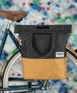 Sacoche Vélo Shopper 20 L En Matériau Recyclé Urban Proof 9 Sacoche Vélo Shopper 20 L En Matériau Recyclé Urban Proof -VTT Boutique sacoche velo shopper 20 l en materiau recycle urban proof full 4