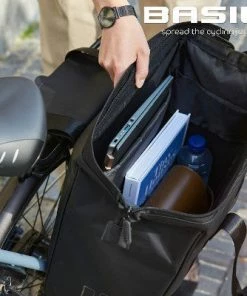 Sacoche Vélo Simple Noire 13 L Grand Shopper Tarpaulin Basil -VTT Boutique sacoche velo simple noire 13 l grand shopper tarpaulin basil full 5